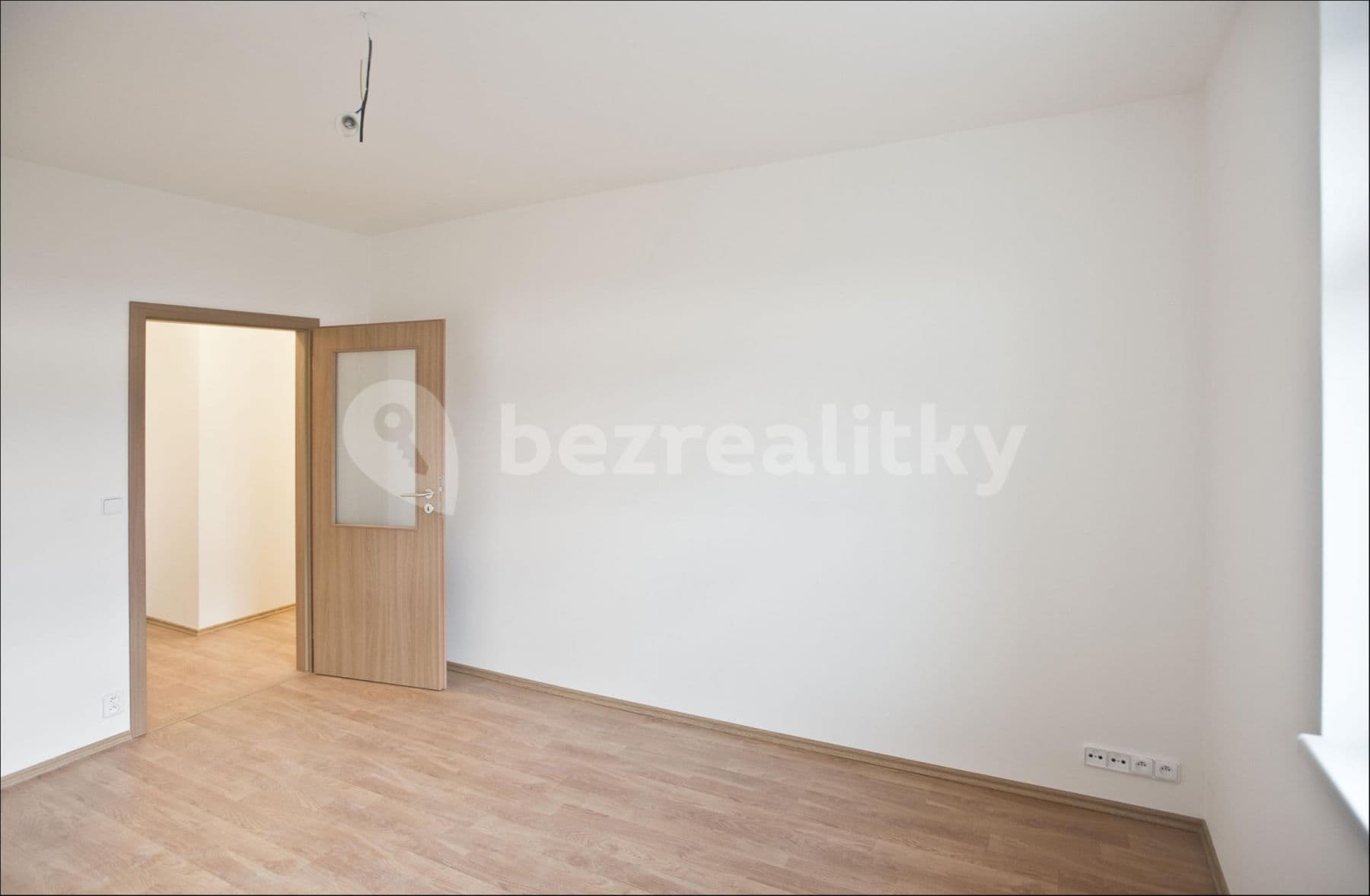 Prenájom bytu 3-izbový 78 m², Argentinská, Praha, Praha