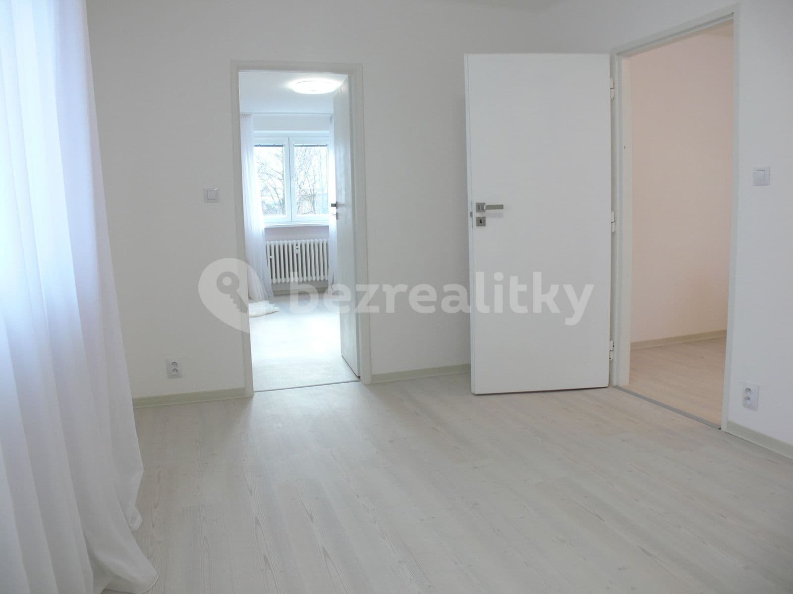 Prenájom bytu 3-izbový 85 m², Nová Šárka, Praha, Praha