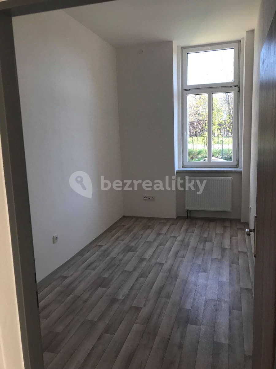 Prenájom bytu 3-izbový 70 m², Československé armády, Slavkov u Brna, Jihomoravský kraj