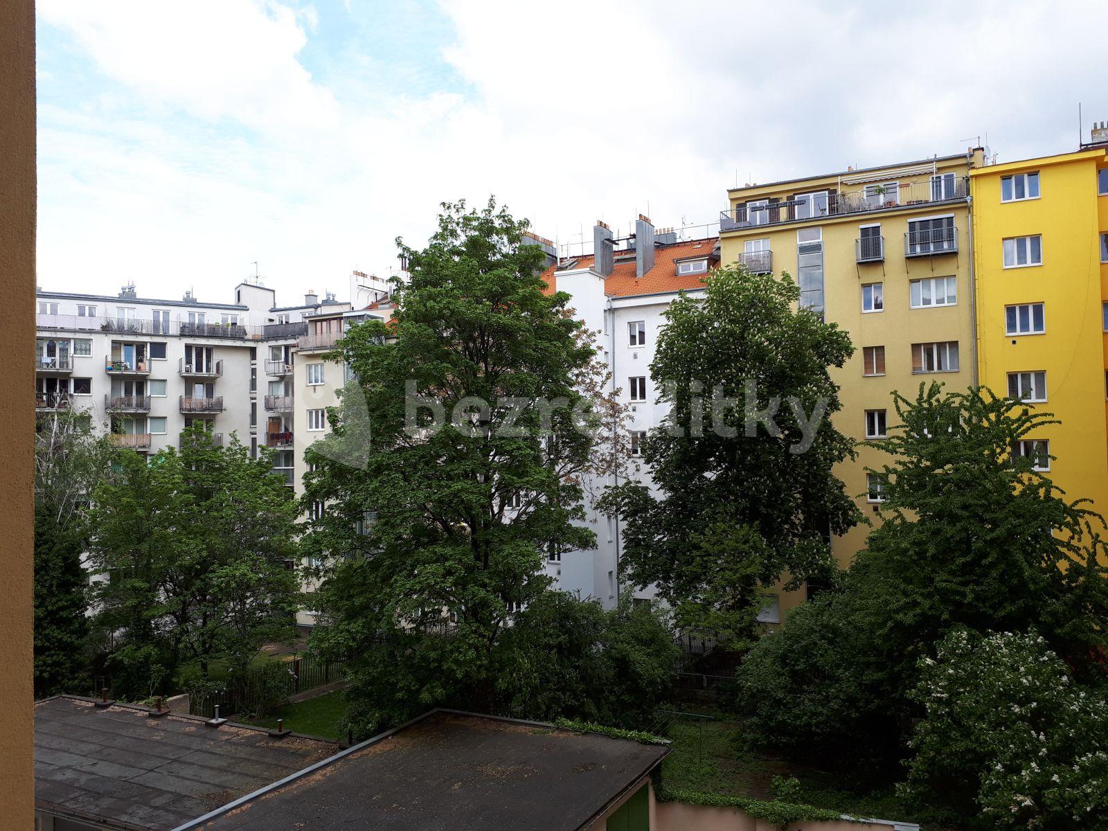 Prenájom bytu 1-izbový 43 m², U Křížku, Praha, Praha