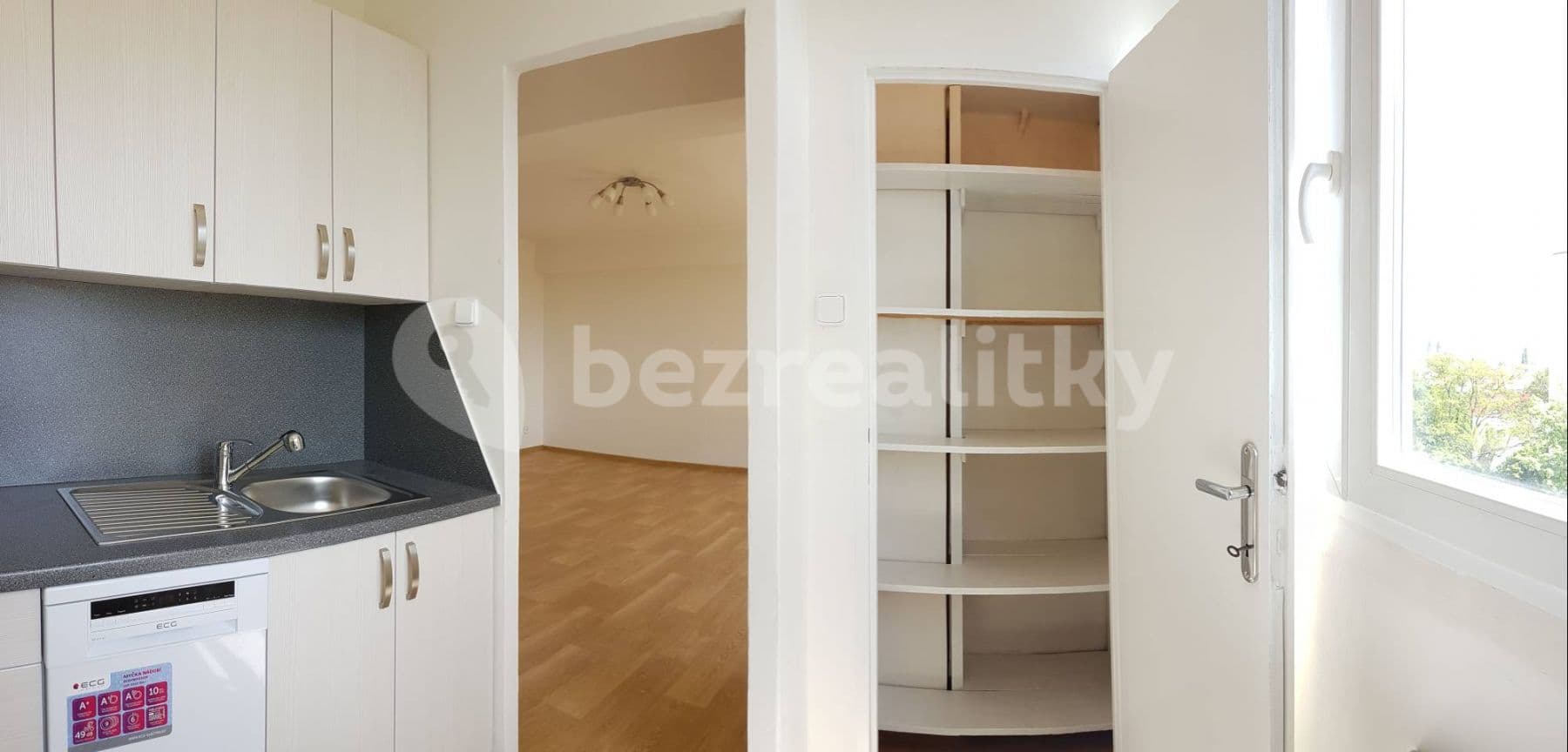 Prenájom bytu 1-izbový 32 m², Tyršova, Kolín, Středočeský kraj