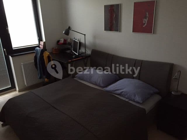 Prenájom bytu 3-izbový 64 m², V Mezihoří, Praha, Praha
