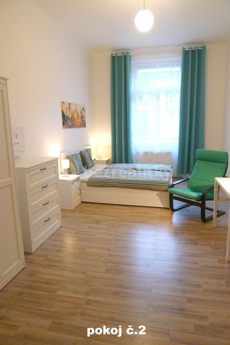 Prenájom bytu 3-izbový 106 m², Lesnická, Praha, Praha
