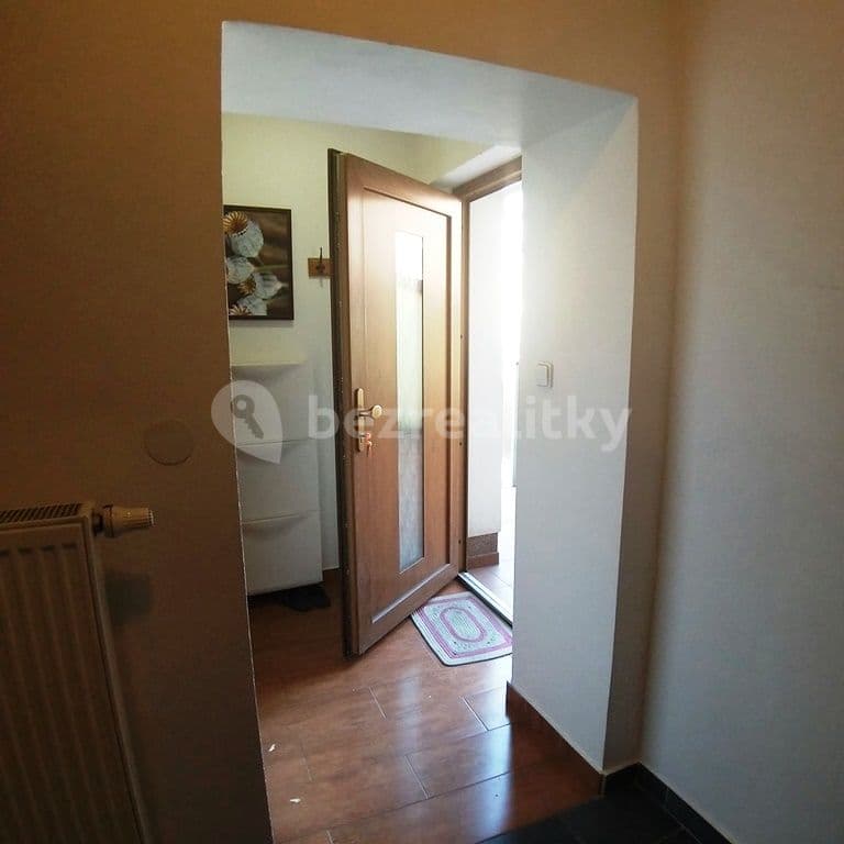 Prenájom bytu 2-izbový 53 m², Rybná, Kladno, Středočeský kraj