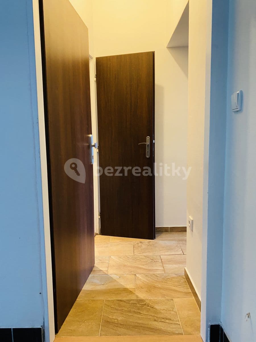 Prenájom bytu 1-izbový 37 m², Jahnova, Ostrava, Moravskoslezský kraj