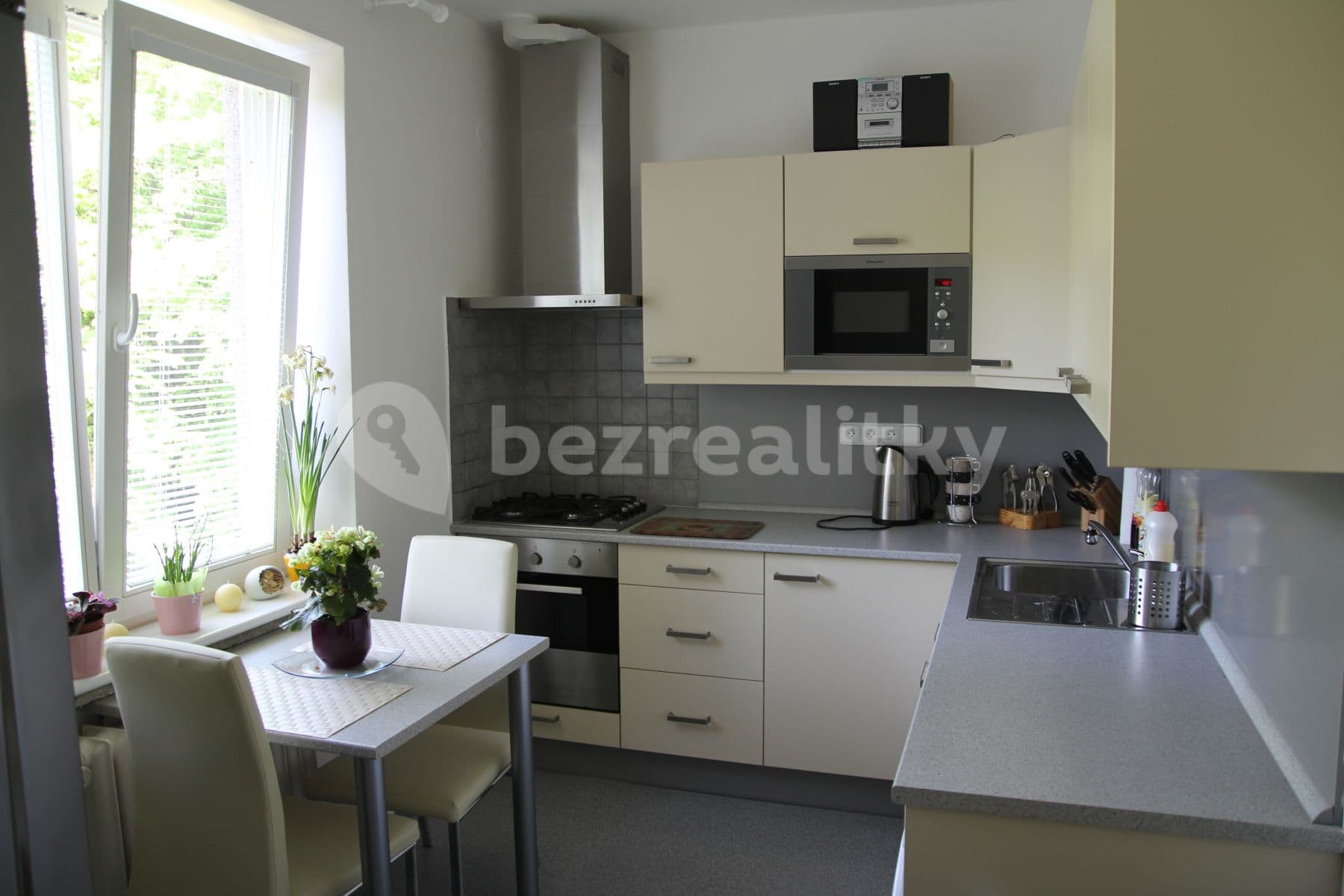 Predaj bytu 3-izbový 76 m², Na Okraji, Praha, Praha