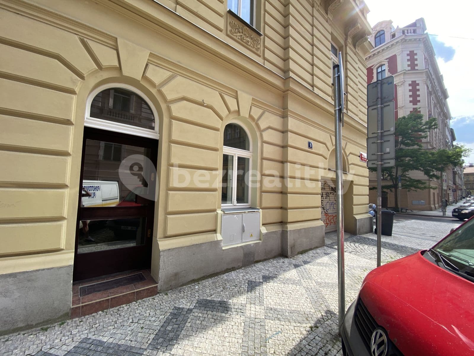 Prenájom nebytového priestoru 35 m², Malátova, Praha, Praha