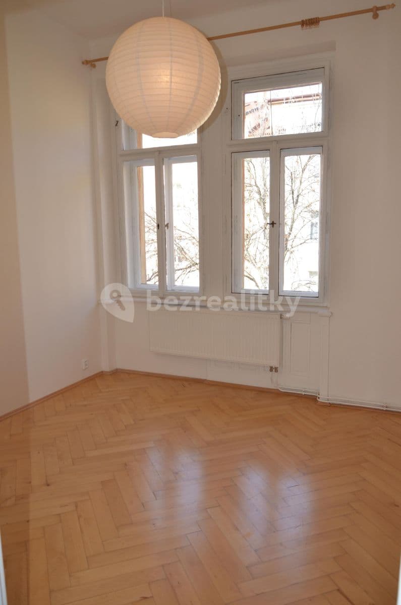 Prenájom bytu 2-izbový 51 m², Vinohradská, Praha, Praha