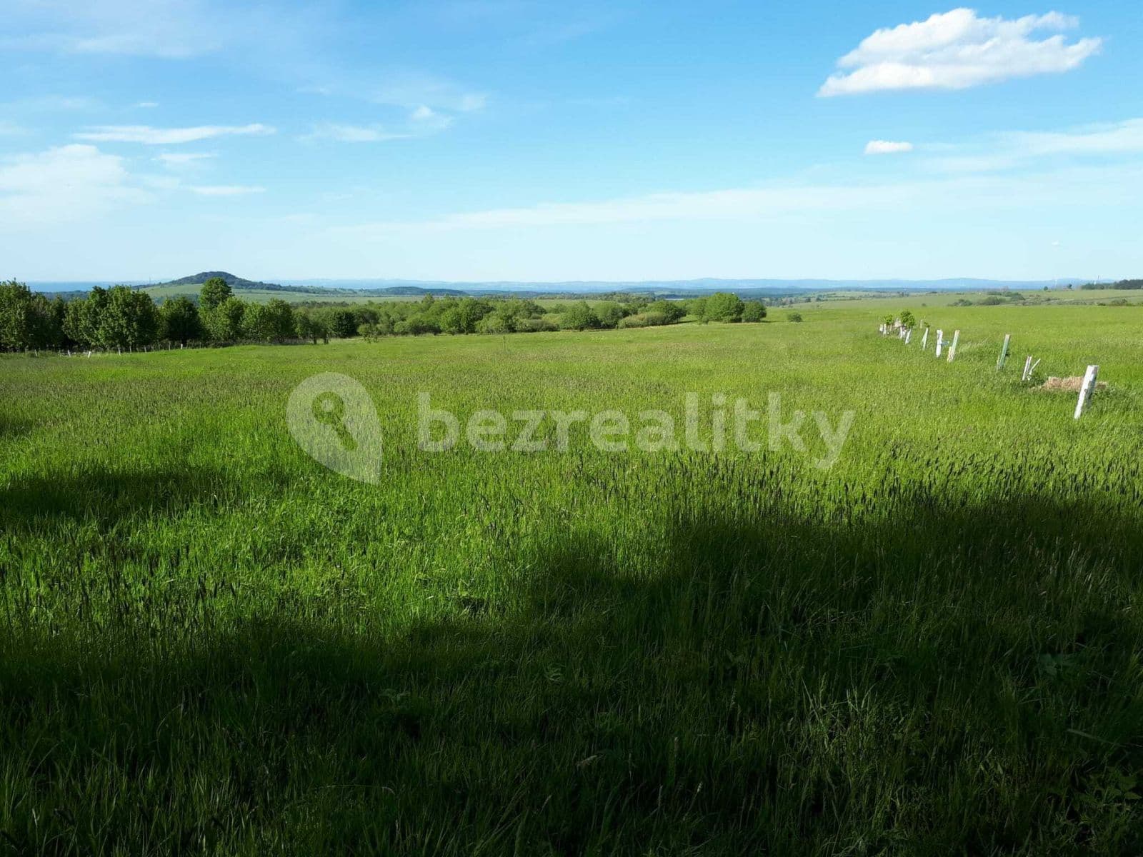 Predaj pozemku 118.600 m², Petrovice, Ústecký kraj