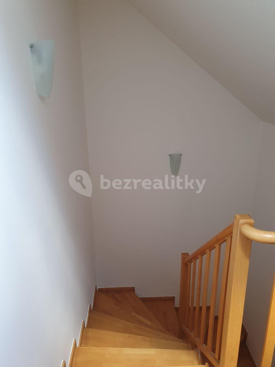 Prenájom bytu 2-izbový 97 m², Baranova, Praha, Praha