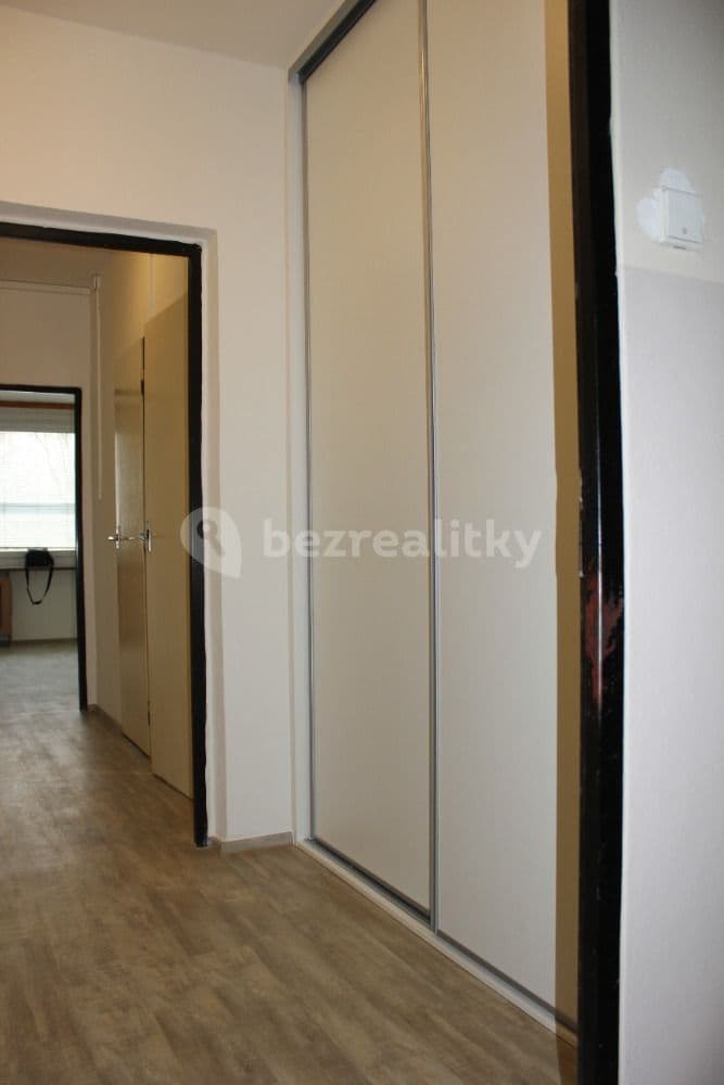 Prenájom bytu 1-izbový 28 m², Nad Lesním divadlem, Praha, Praha