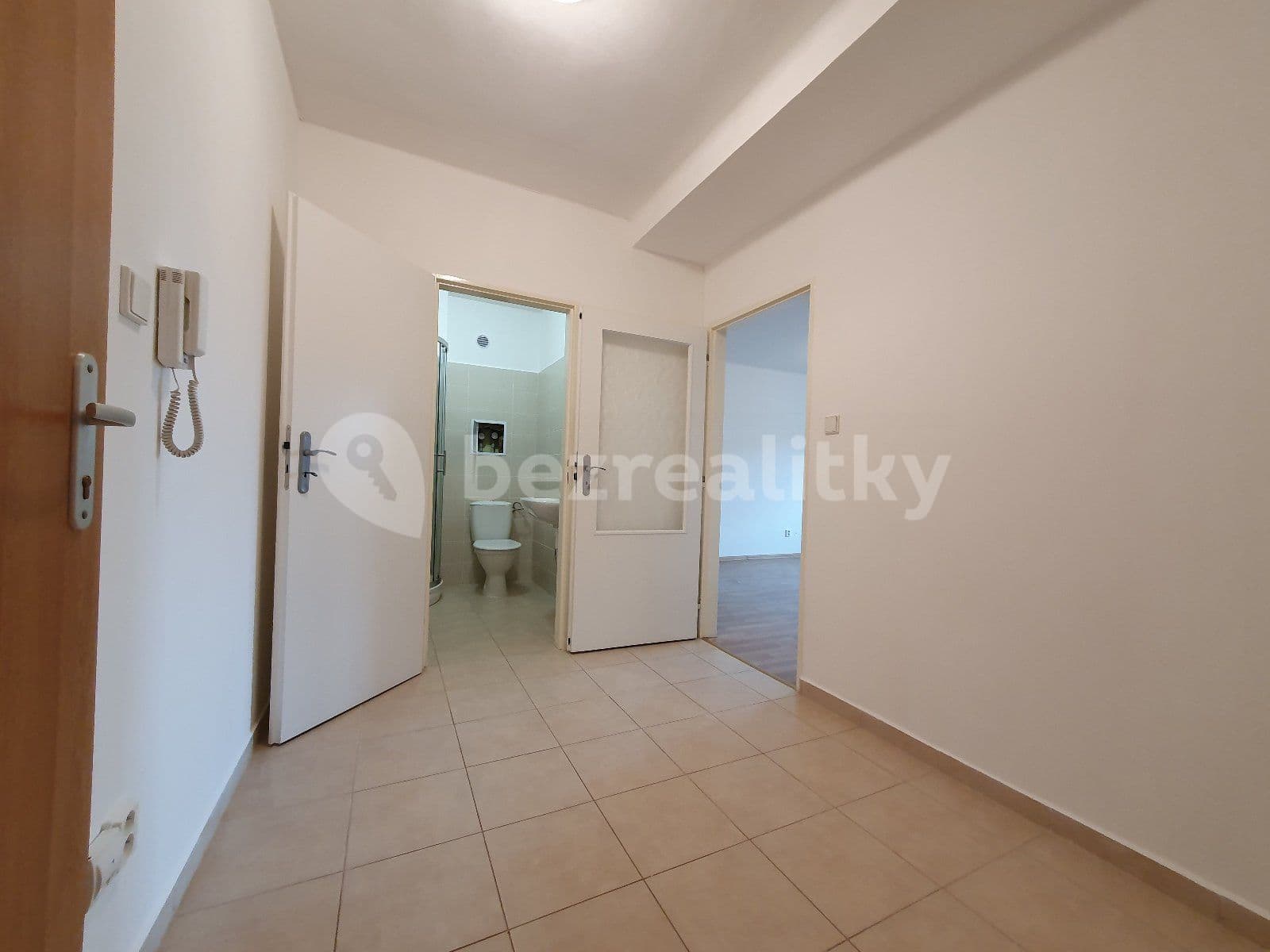 Prenájom bytu 1-izbový 41 m², Hlavní třída, Havířov, Moravskoslezský kraj