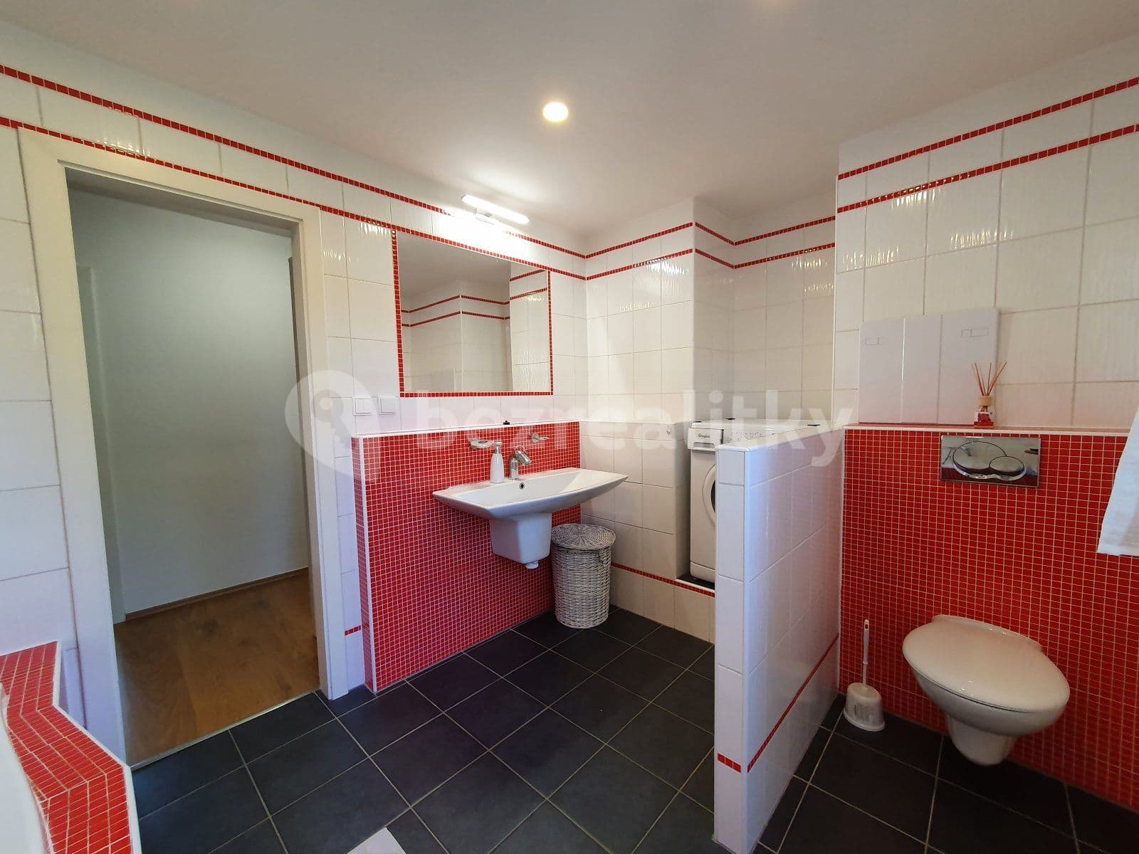 Prenájom bytu 3-izbový 69 m², Na Nábřeží, Havířov, Moravskoslezský kraj