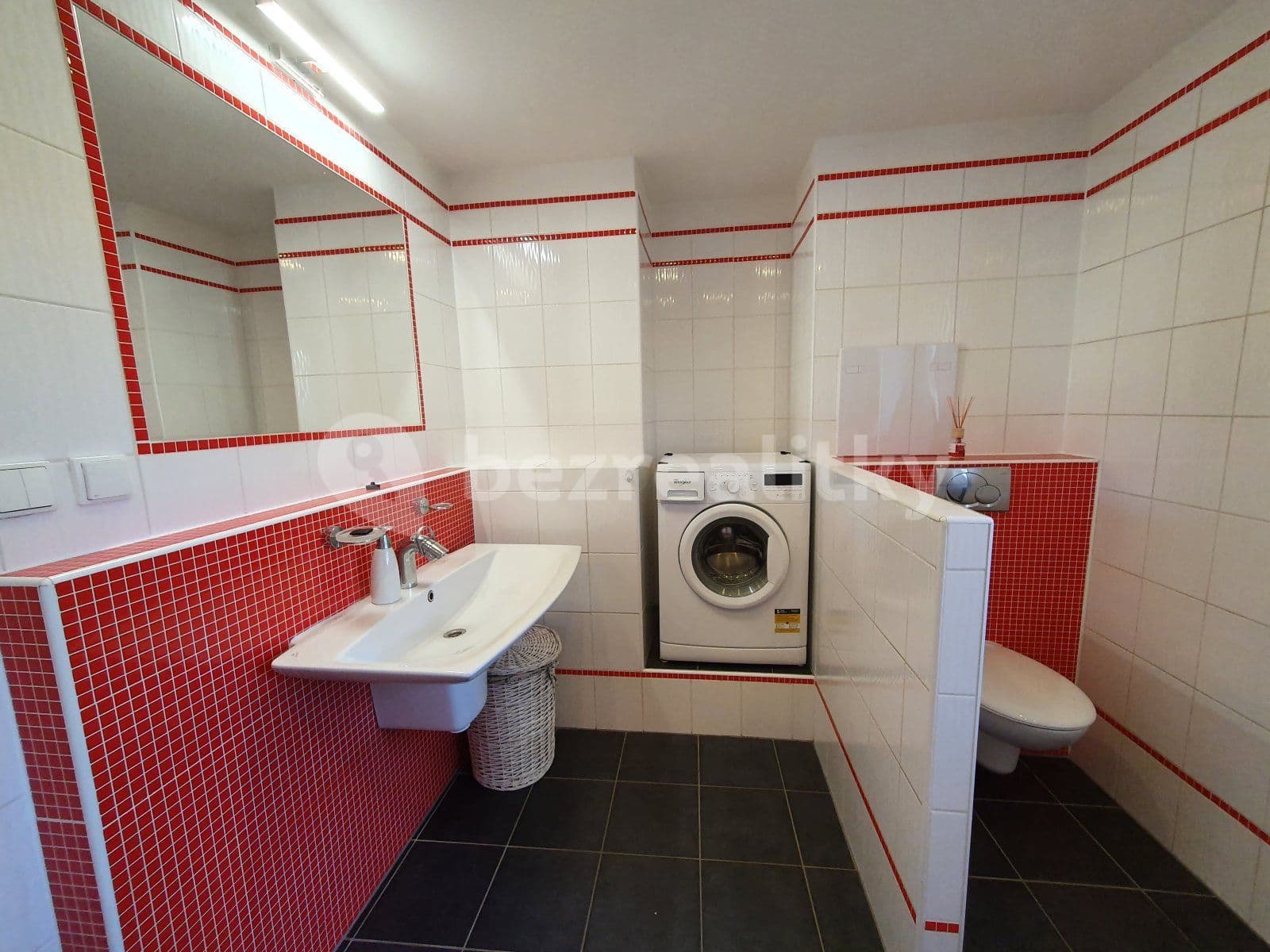 Prenájom bytu 3-izbový 69 m², Na Nábřeží, Havířov, Moravskoslezský kraj