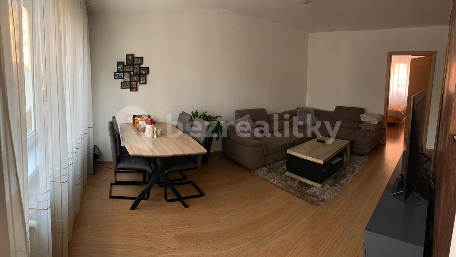 Prenájom bytu 2-izbový 58 m², Lihovarská, Praha, Praha