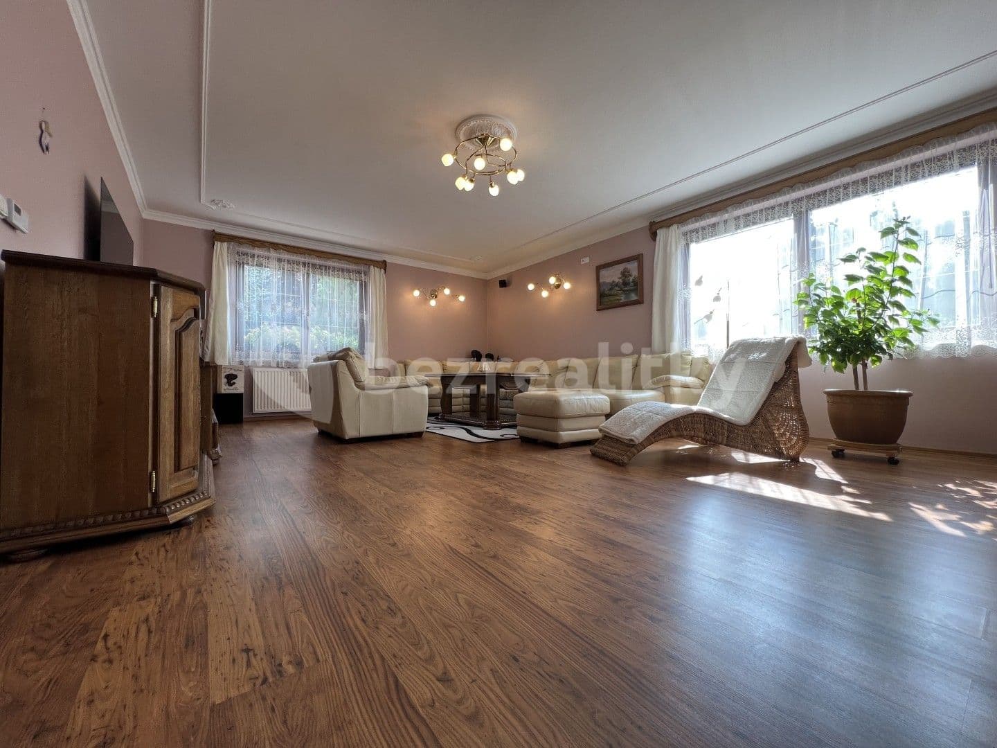 Predaj domu 474 m², pozemek 6.639 m², Velký Týnec, Olomoucký kraj