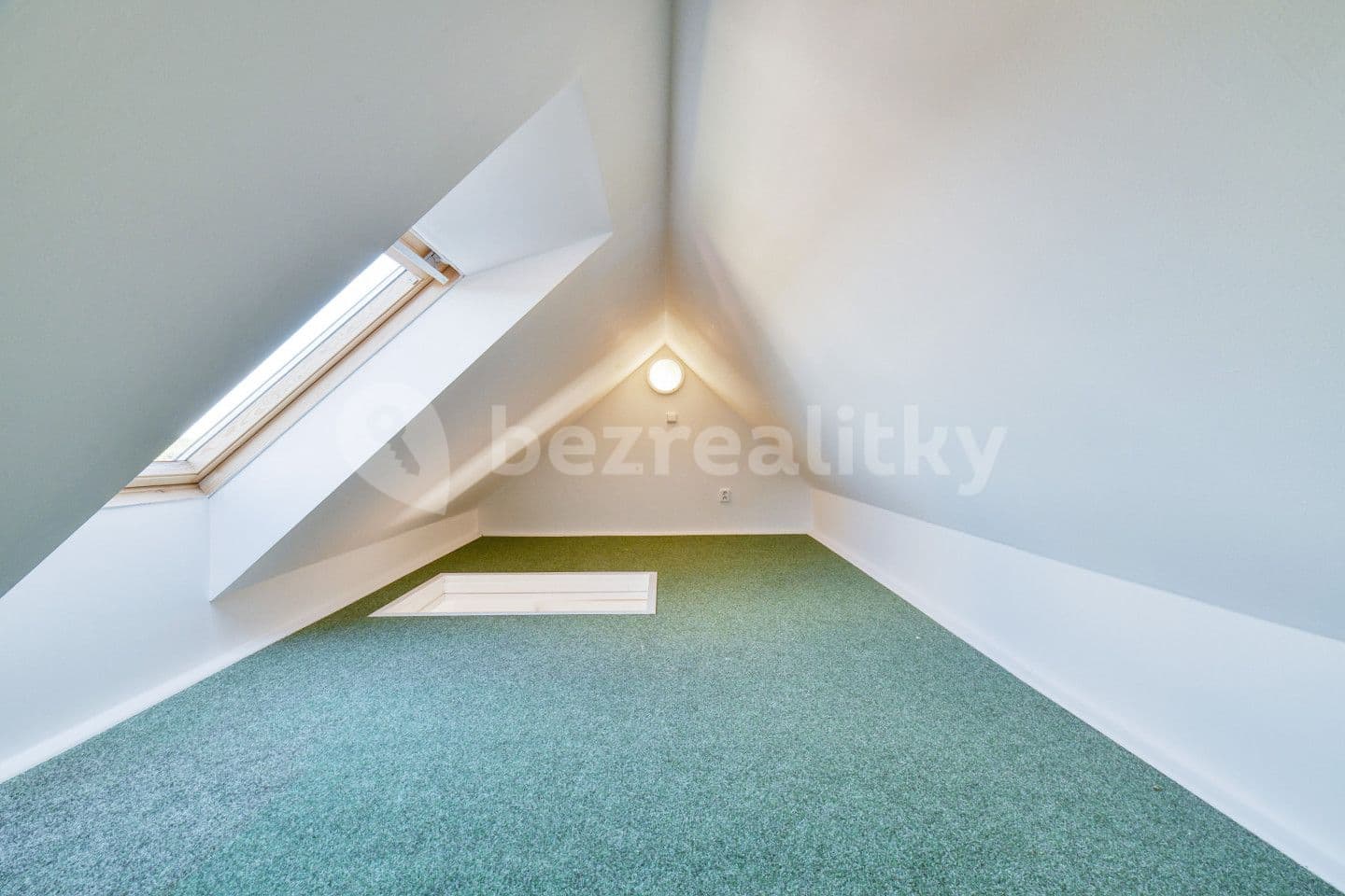 Predaj bytu 2-izbový 86 m², Česká, Skalná, Karlovarský kraj