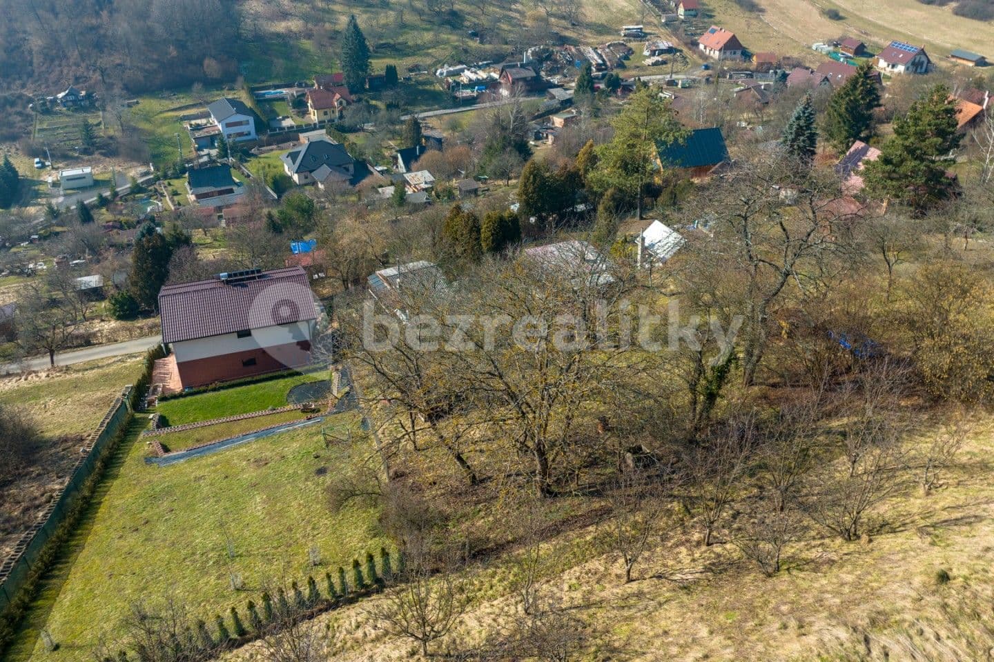 Predaj rekreačného objektu 42 m², pozemek 776 m², Hanžlov II, Vsetín, Zlínský kraj