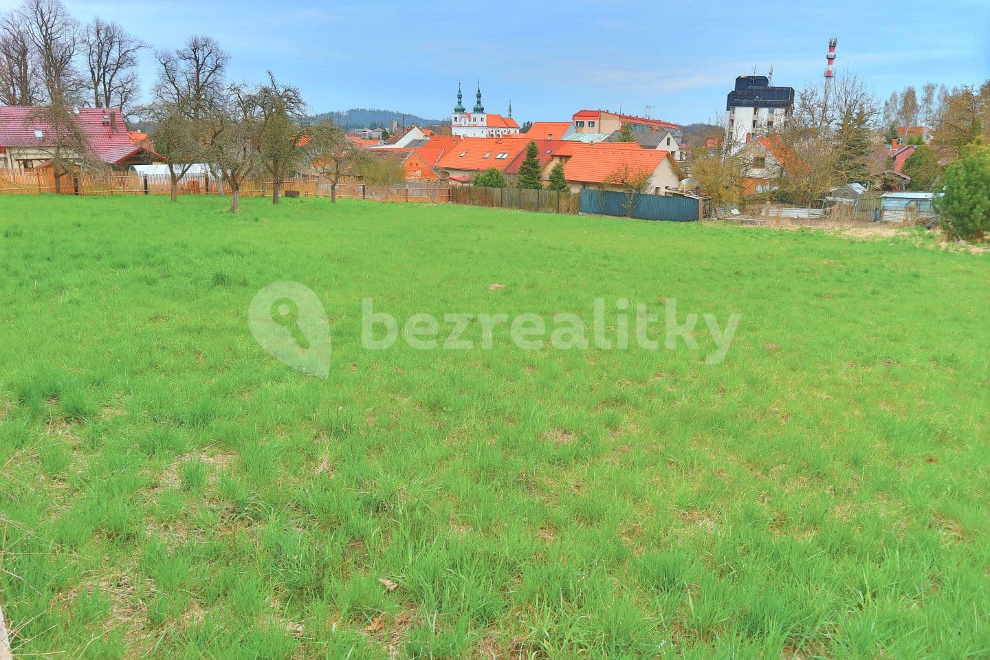 Predaj pozemku 3.089 m², Náměstí, Březnice, Středočeský kraj