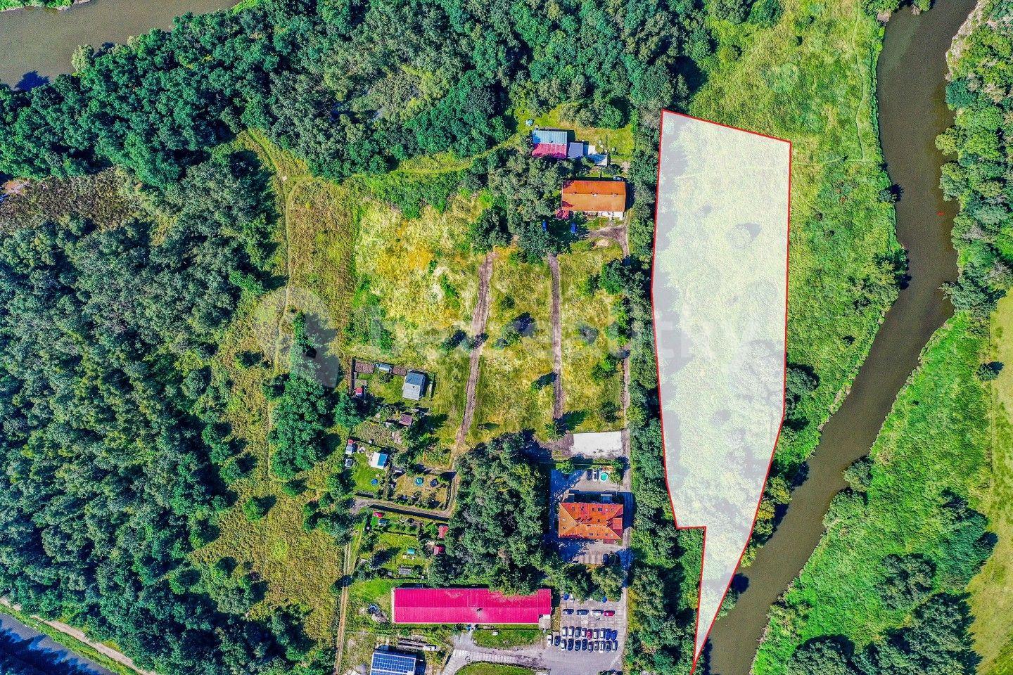 Predaj pozemku 8.957 m², Plzeň, Plzeňský kraj