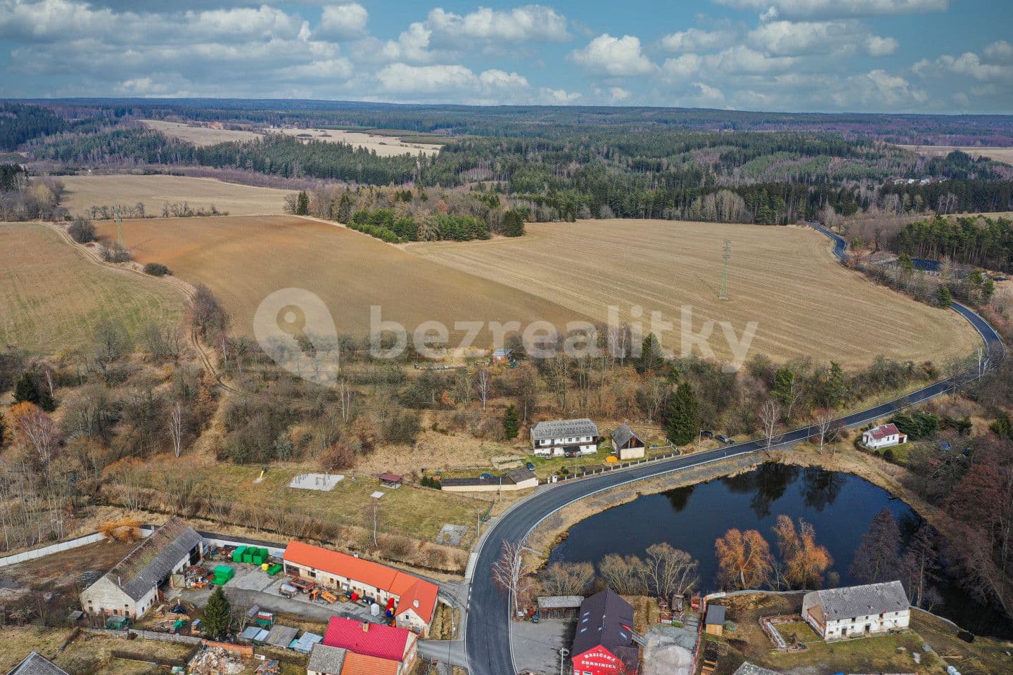 Predaj pozemku 7.493 m², Úněšov, Plzeňský kraj
