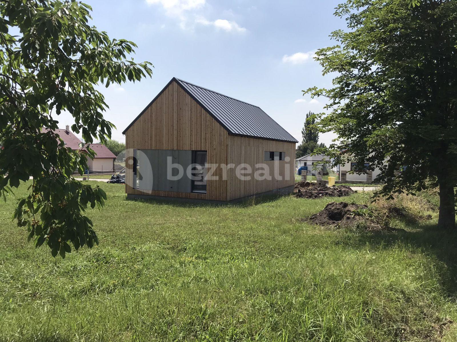 Predaj domu 81 m², pozemek 842 m², Krakovany, Středočeský kraj