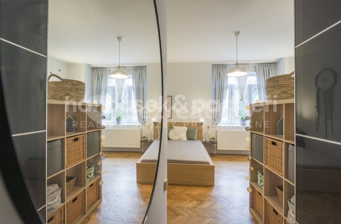 Prenájom bytu 2-izbový 63 m², Hostivařská, Praha, Praha