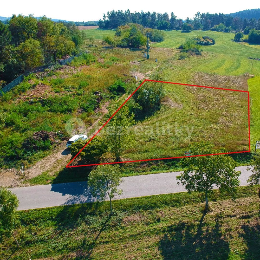 Predaj pozemku 1.030 m², Milešov, Středočeský kraj