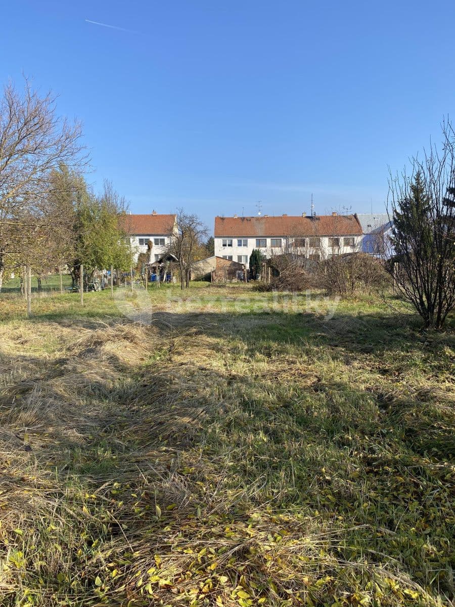 Predaj pozemku 1.102 m², Nová, Dolní Dunajovice, Jihomoravský kraj