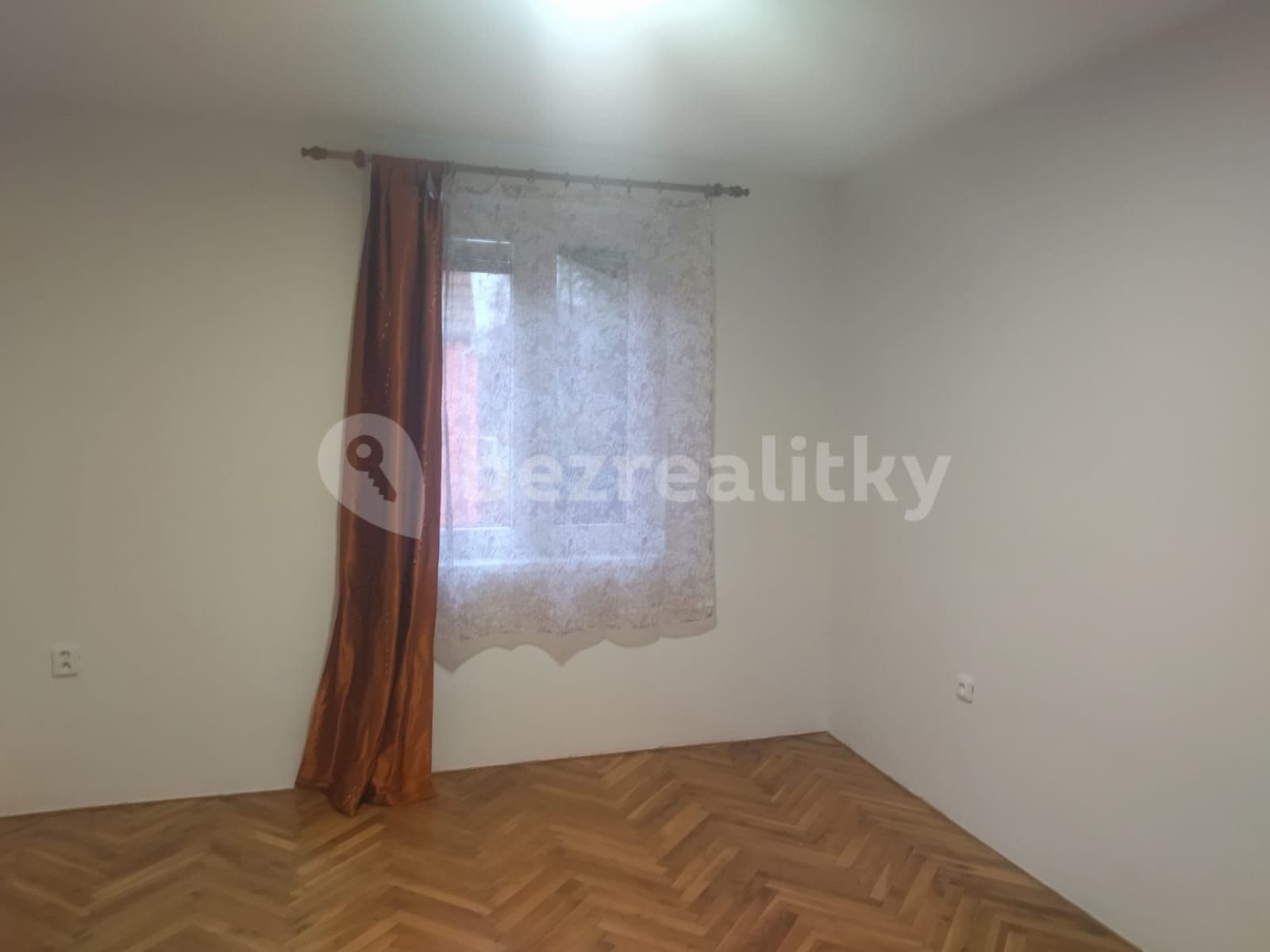 Prenájom bytu 2-izbový 50 m², Bratislavská, Břeclav, Jihomoravský kraj
