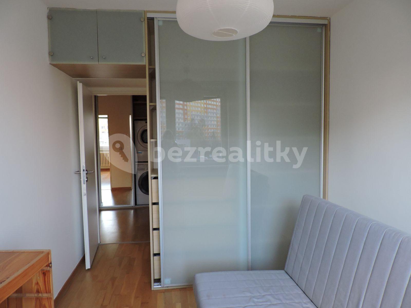 Prenájom bytu 3-izbový 71 m², Bronzová, Praha, Praha