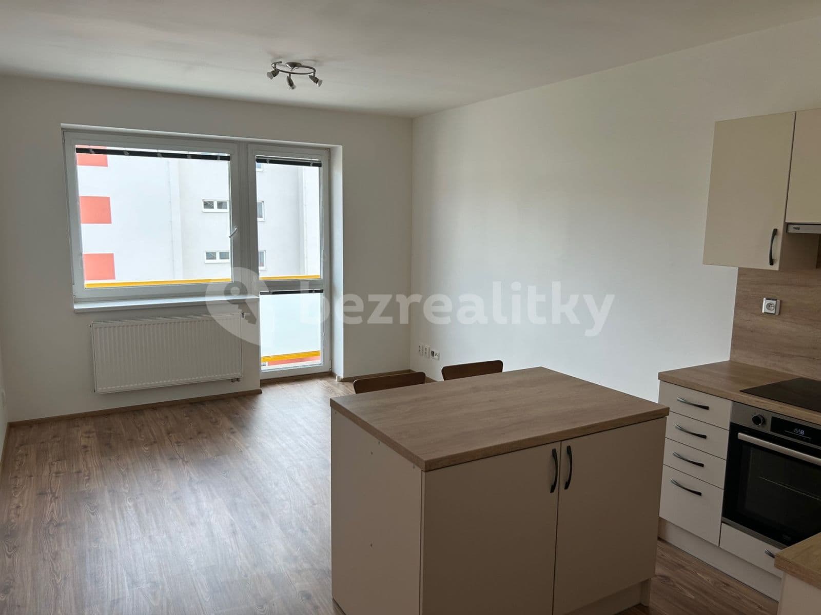 Prenájom bytu 2-izbový 50 m², Rakovník, Středočeský kraj