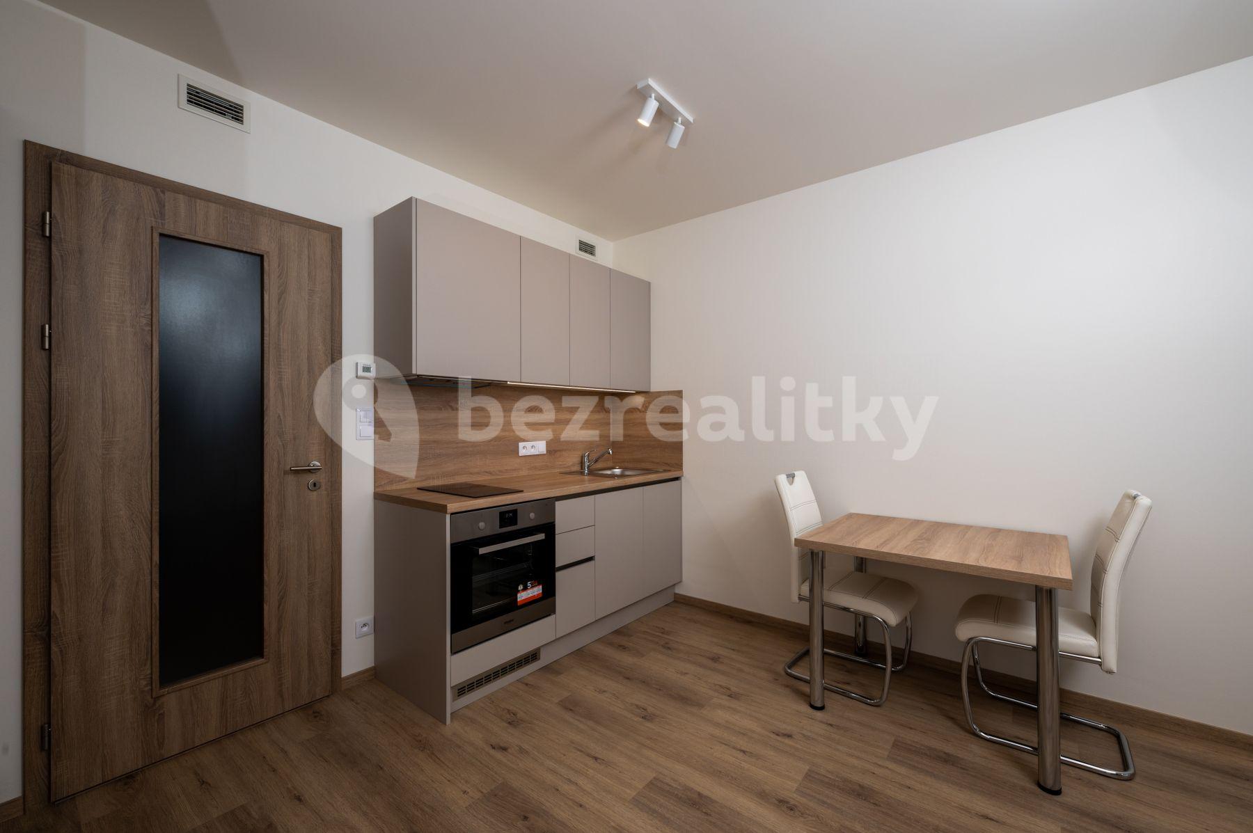 Prenájom bytu 1-izbový 33 m², K Metru, Praha, Praha