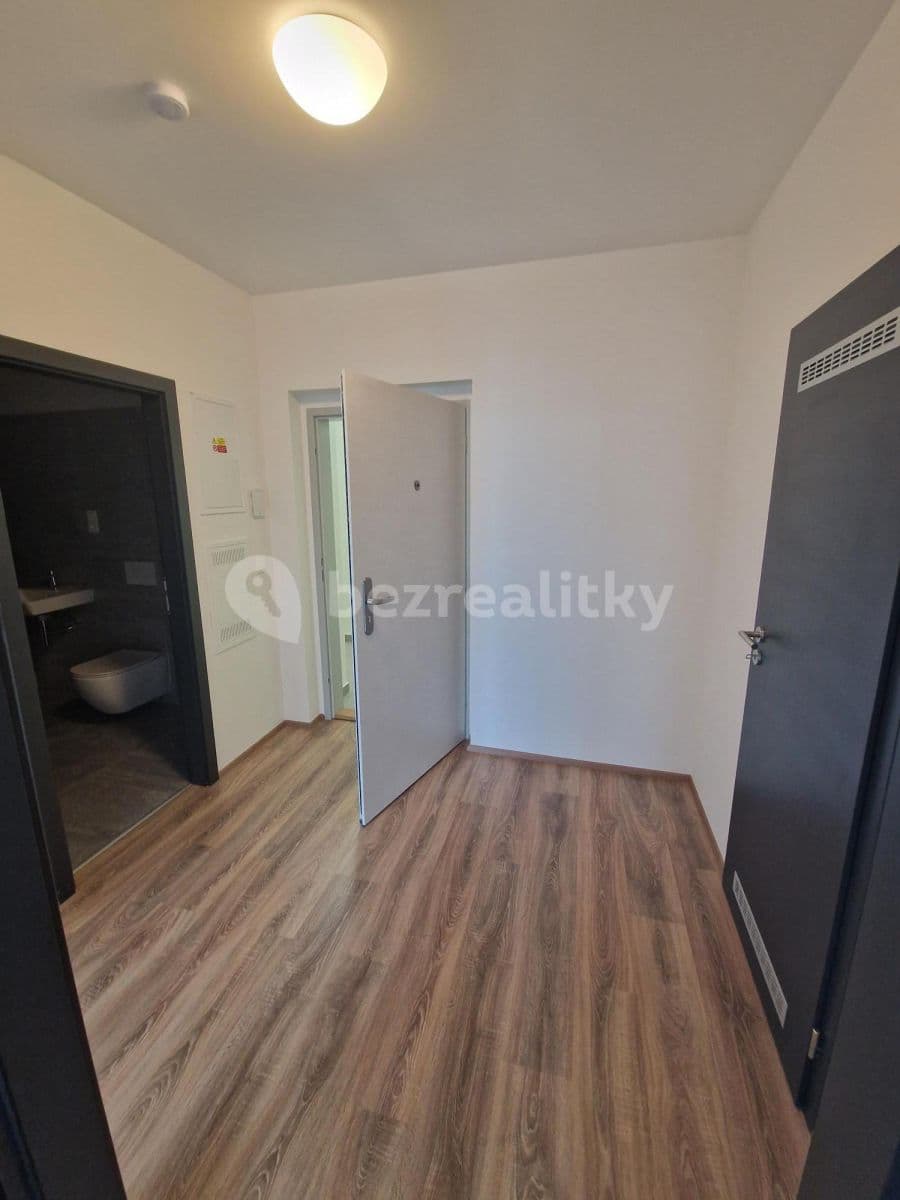 Prenájom bytu 2-izbový 50 m², Polaneckého, Praha, Praha