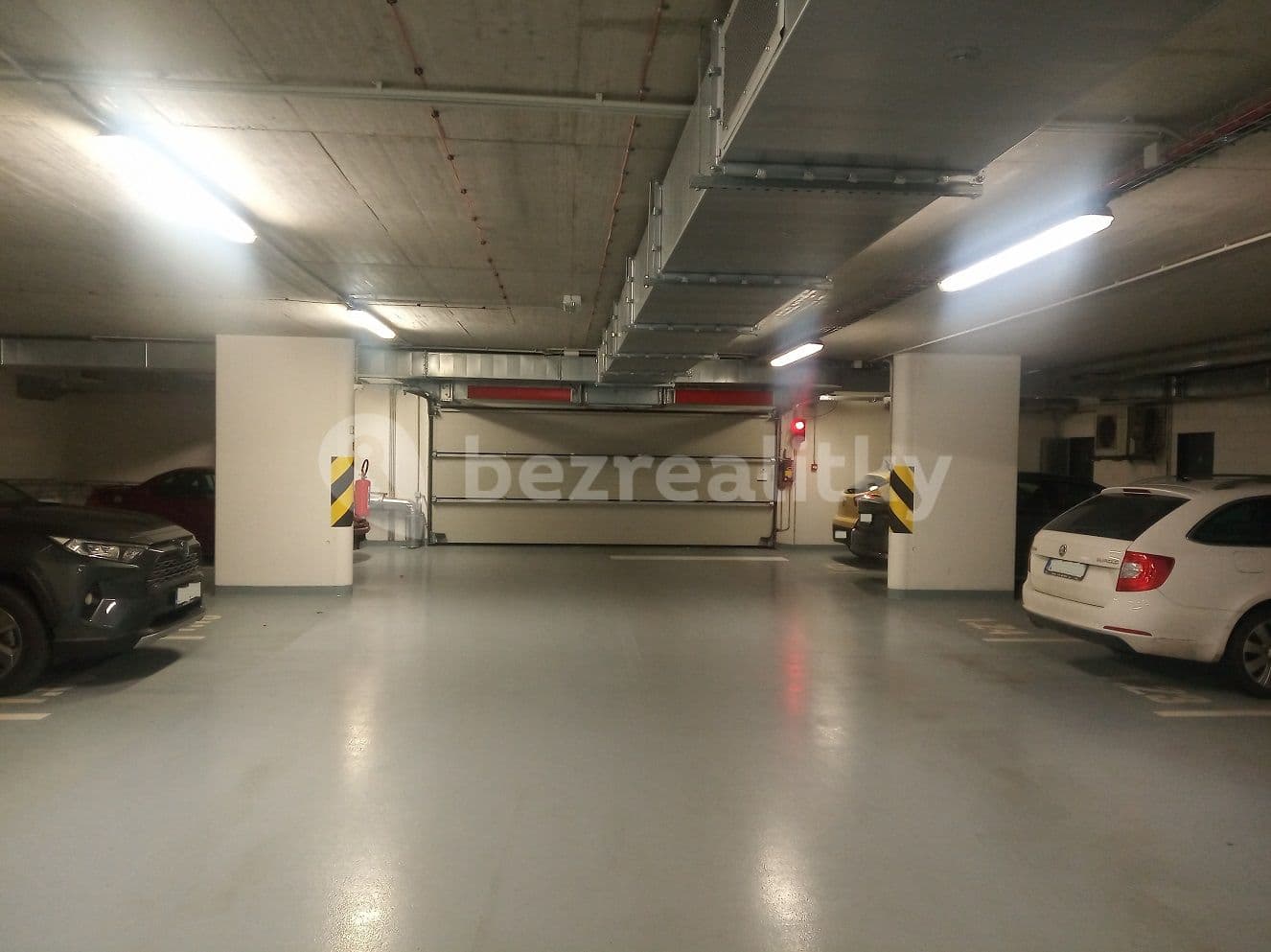 Predaj garáže 14 m², Holýšovská, Praha, Praha