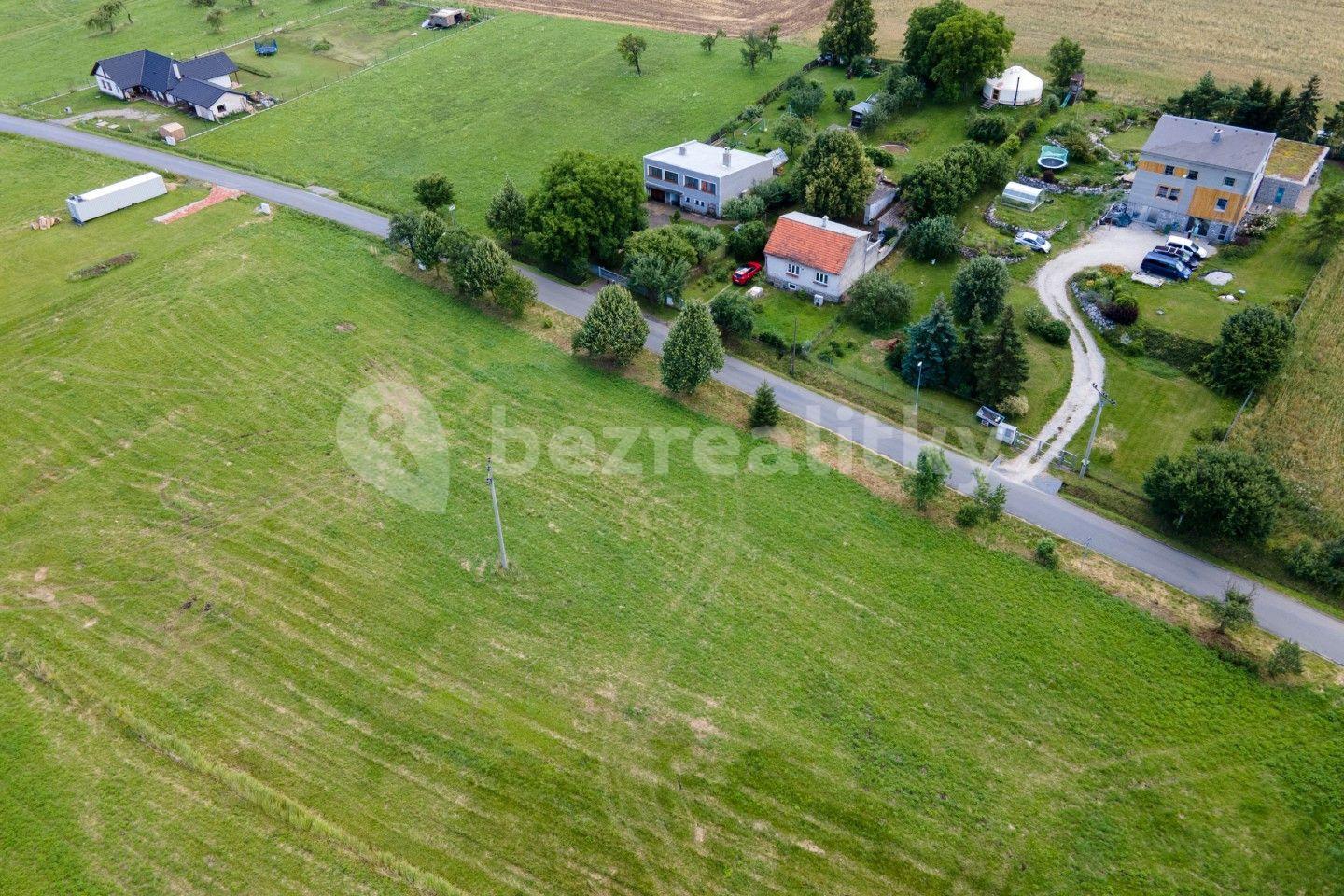 Predaj pozemku 1.749 m², Libomyšl, Středočeský kraj