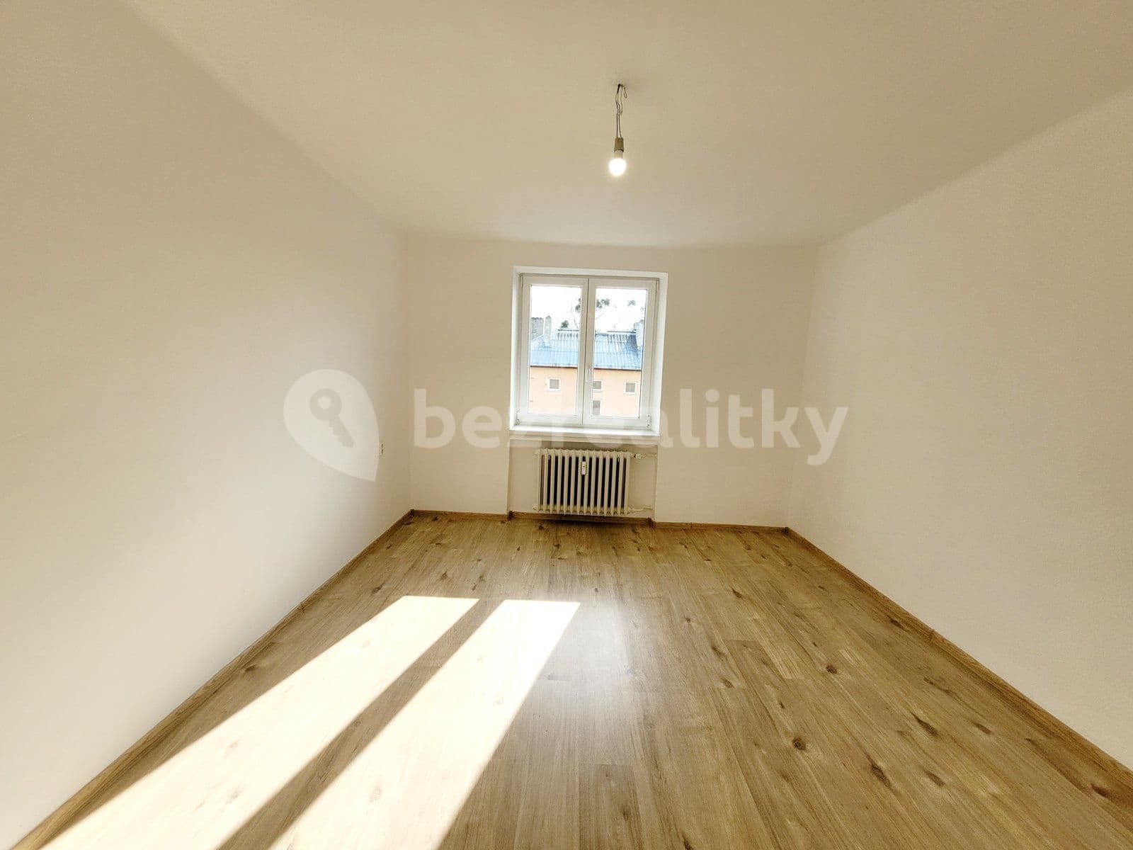 Prenájom bytu 3-izbový 71 m², Obránců míru, Havířov, Moravskoslezský kraj