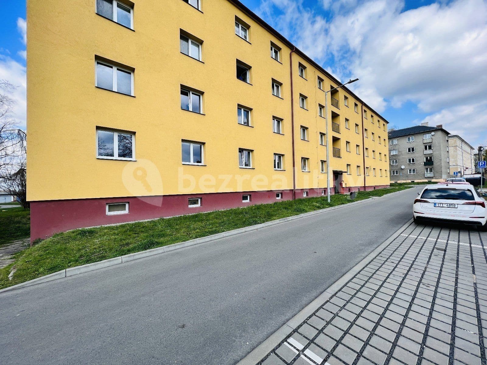 Prenájom bytu 1-izbový 28 m², 1. máje, Hlučín, Moravskoslezský kraj