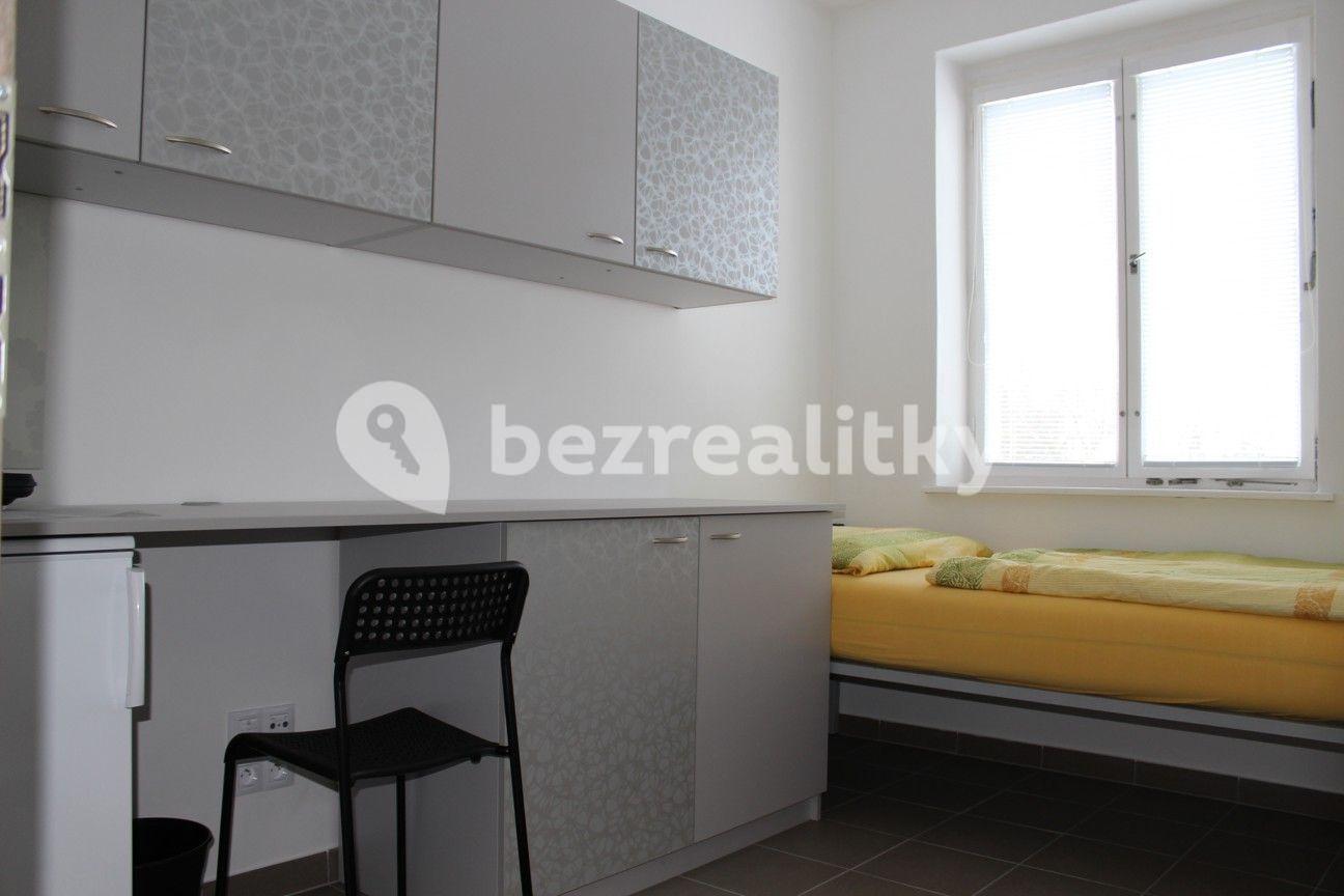 Prenájom bytu 12 m², Plzeňská, Bor, Plzeňský kraj