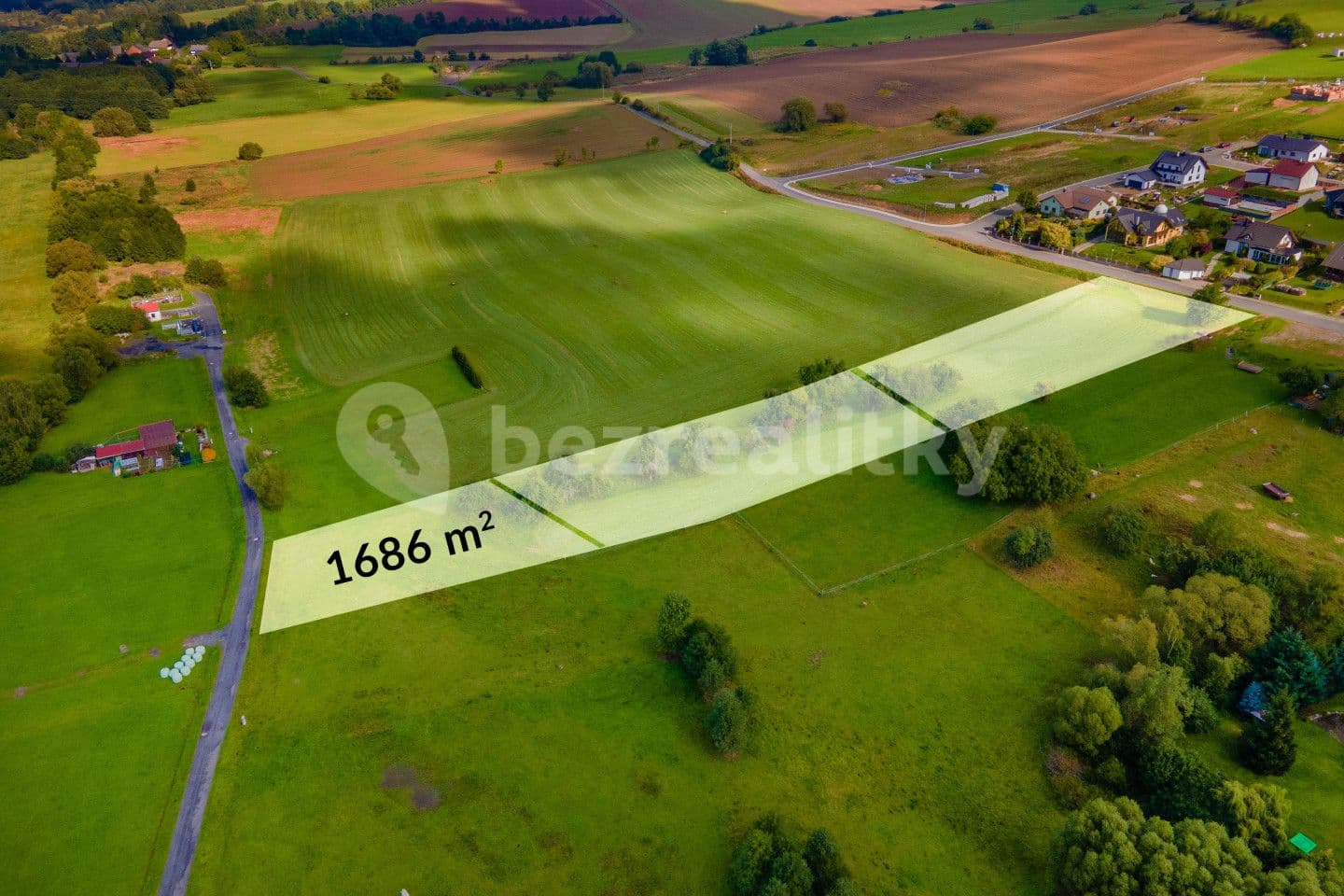 Predaj pozemku 1.686 m², Strážov, Plzeňský kraj