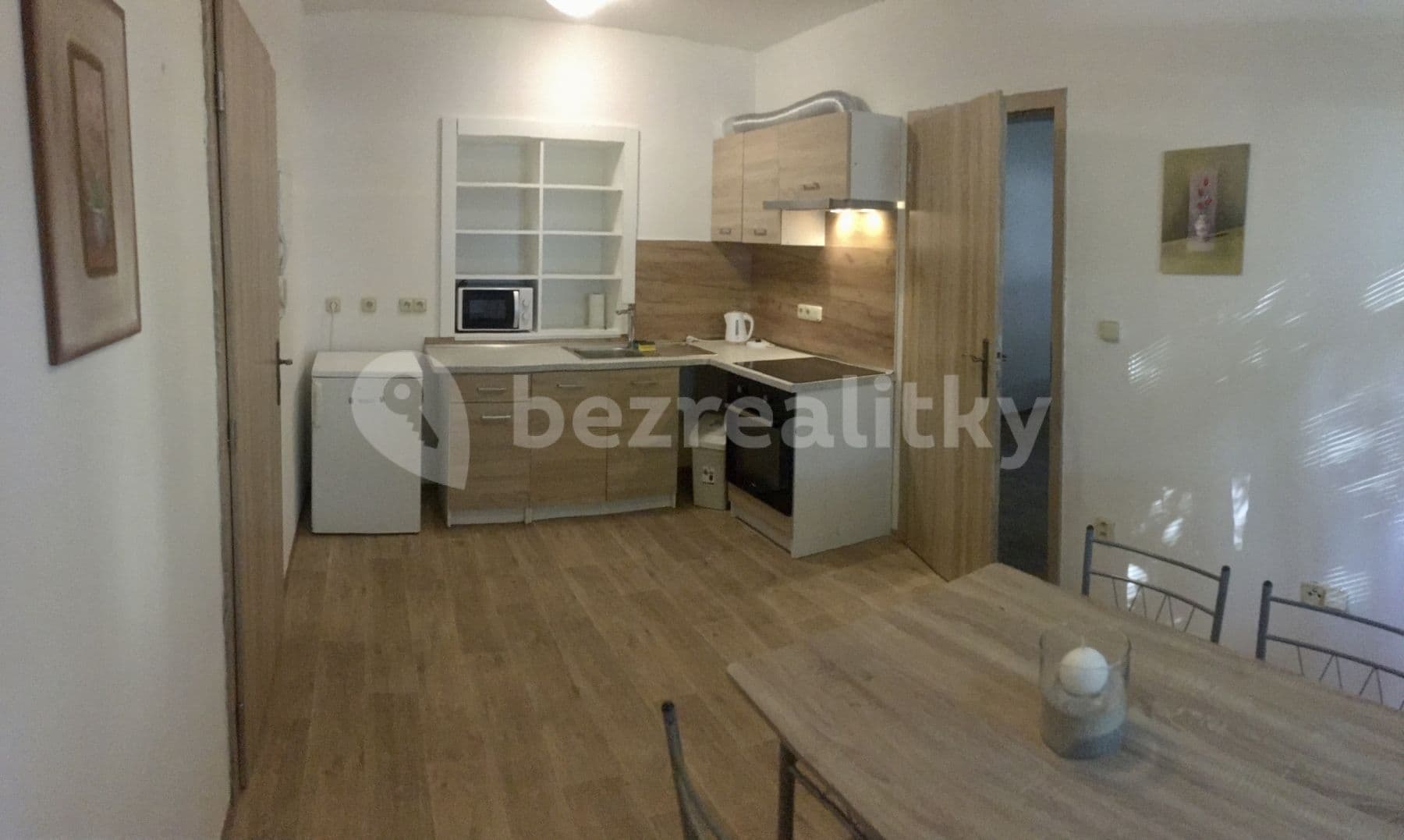 Prenájom bytu 1-izbový 39 m², Želeč, Olomoucký kraj