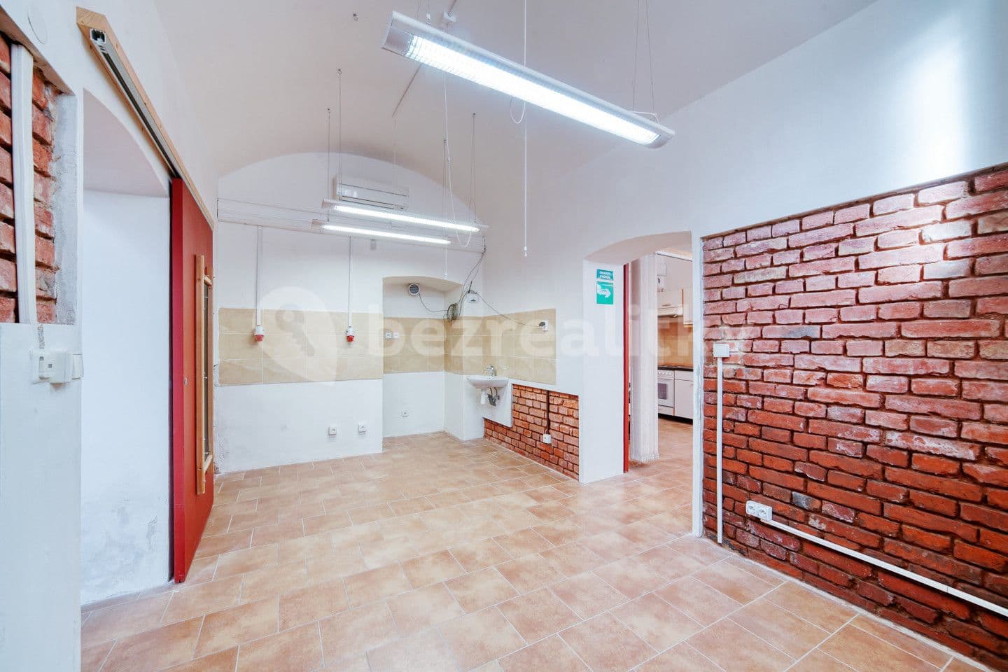Predaj nebytového priestoru 130 m², Bendova, Plzeň, Plzeňský kraj