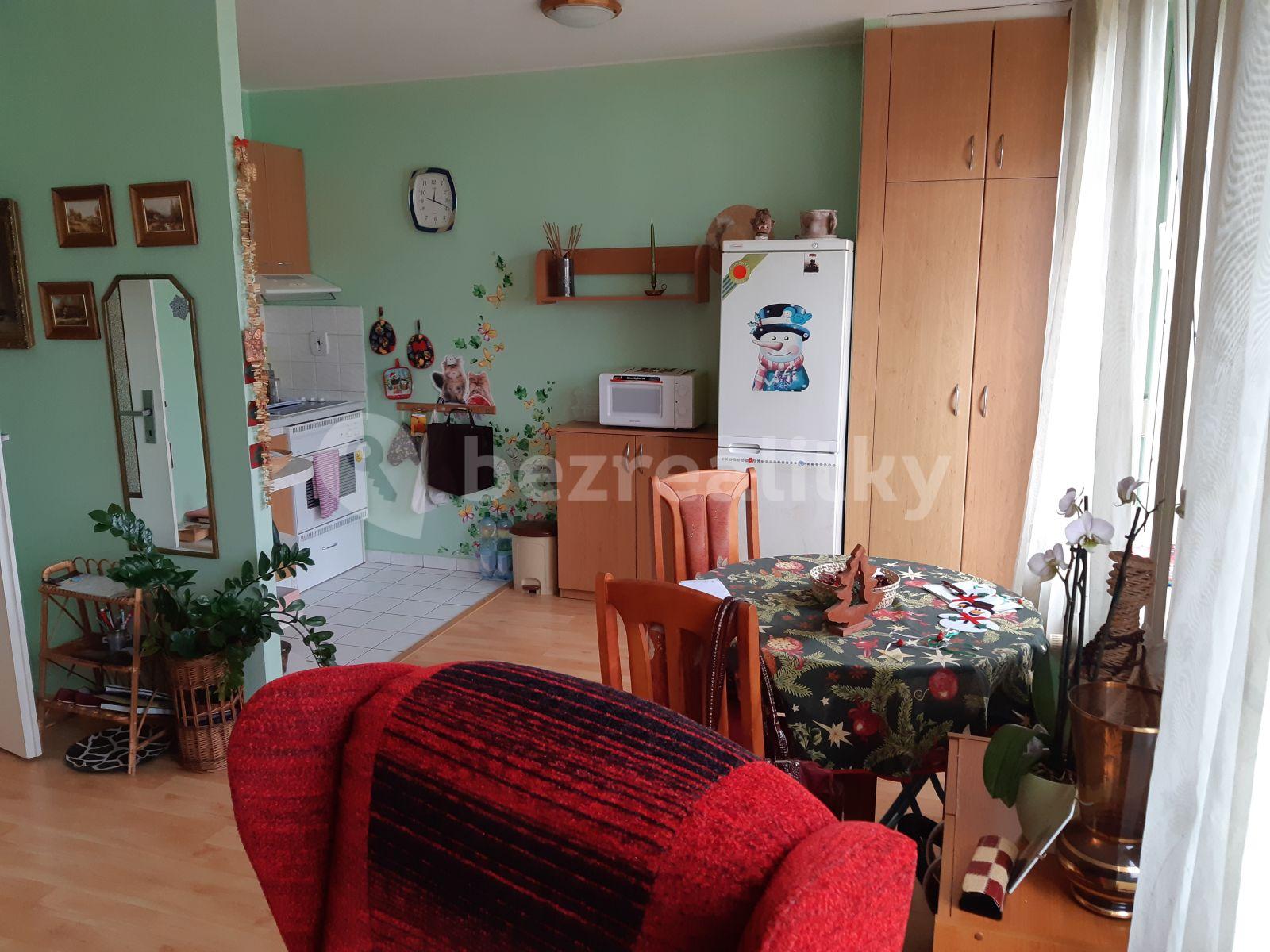 Prenájom bytu 1-izbový 28 m², Krasická, Prostějov, Olomoucký kraj