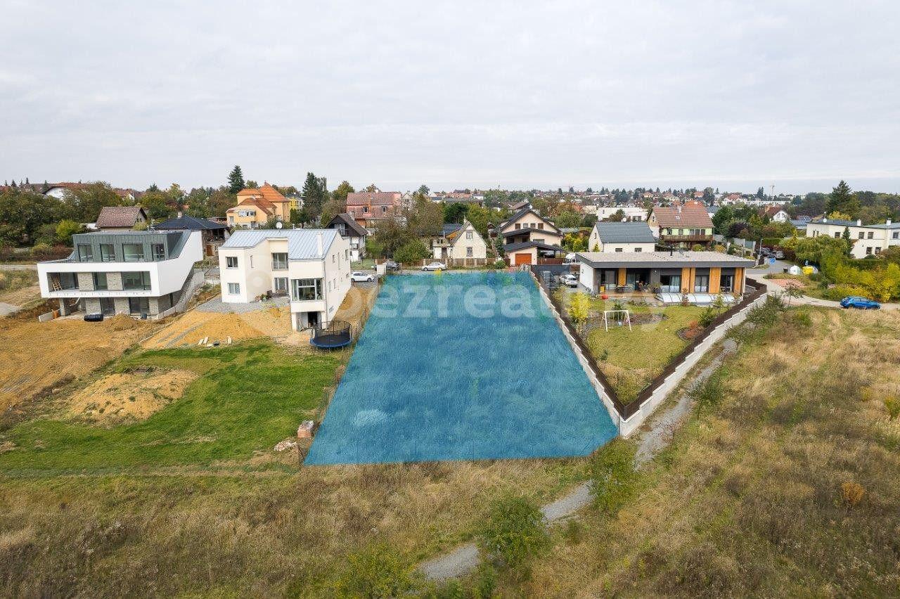Predaj pozemku 1.329 m², Praha, Praha