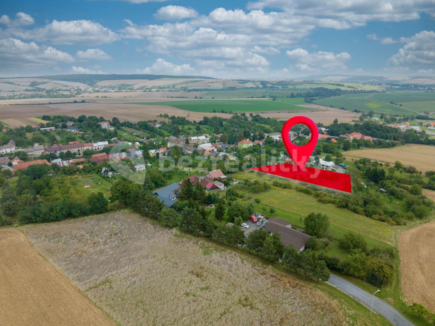 Predaj pozemku 3.796 m², Troubky-Zdislavice, Zlínský kraj