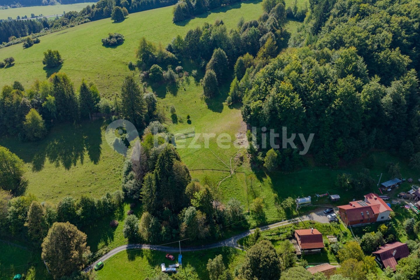Predaj pozemku 7.015 m², Halenkov, Zlínský kraj