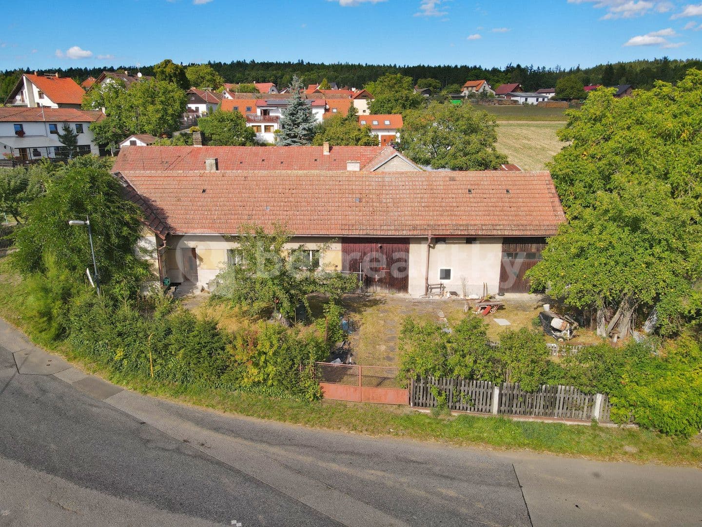 Predaj domu 857 m², pozemek 1.192 m², Dolní Hbity, Středočeský kraj