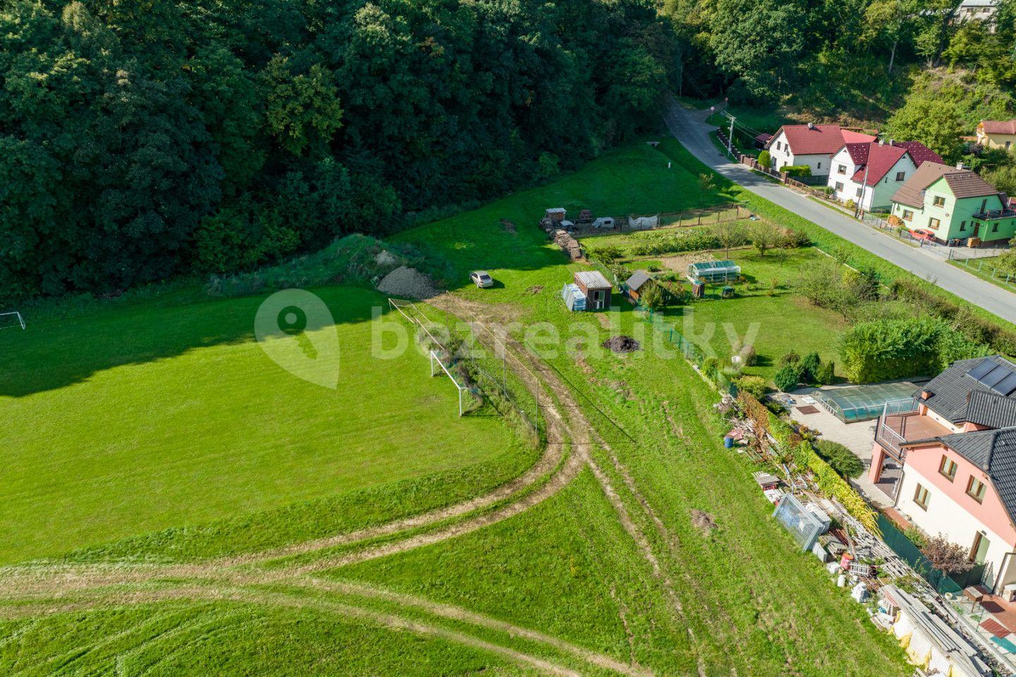 Predaj pozemku 1.496 m², Valašské Meziříčí, Zlínský kraj