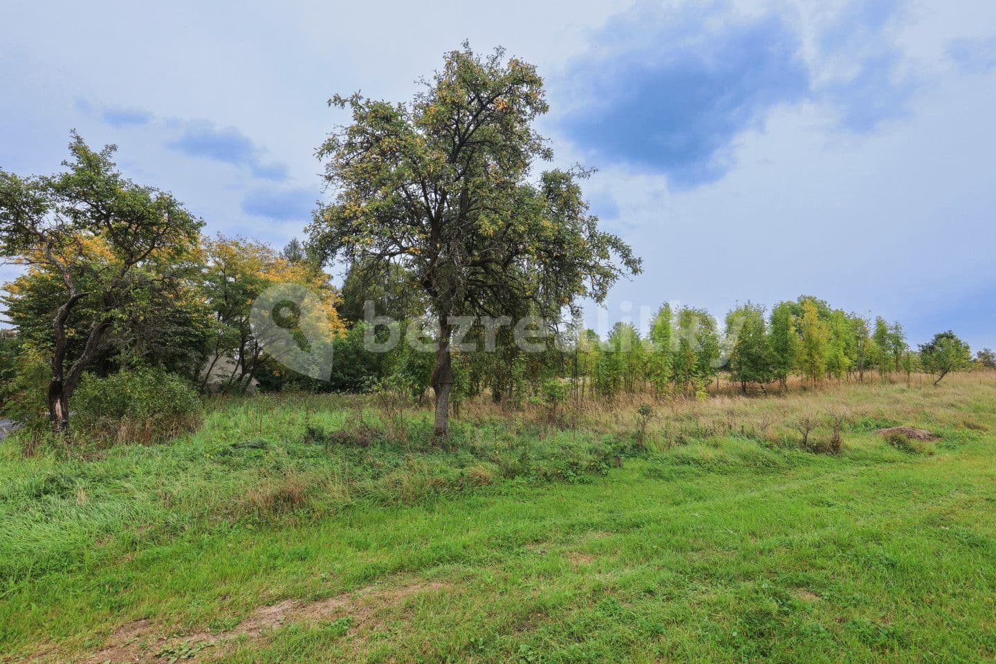 Predaj pozemku 1.922 m², Zavlekov, Plzeňský kraj