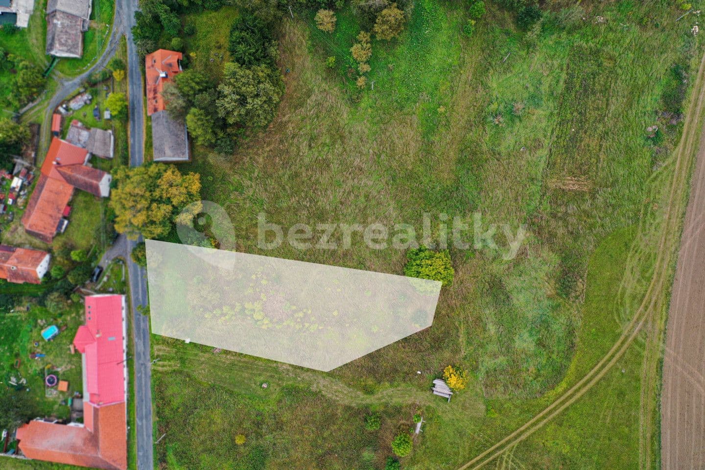 Predaj pozemku 1.922 m², Zavlekov, Plzeňský kraj